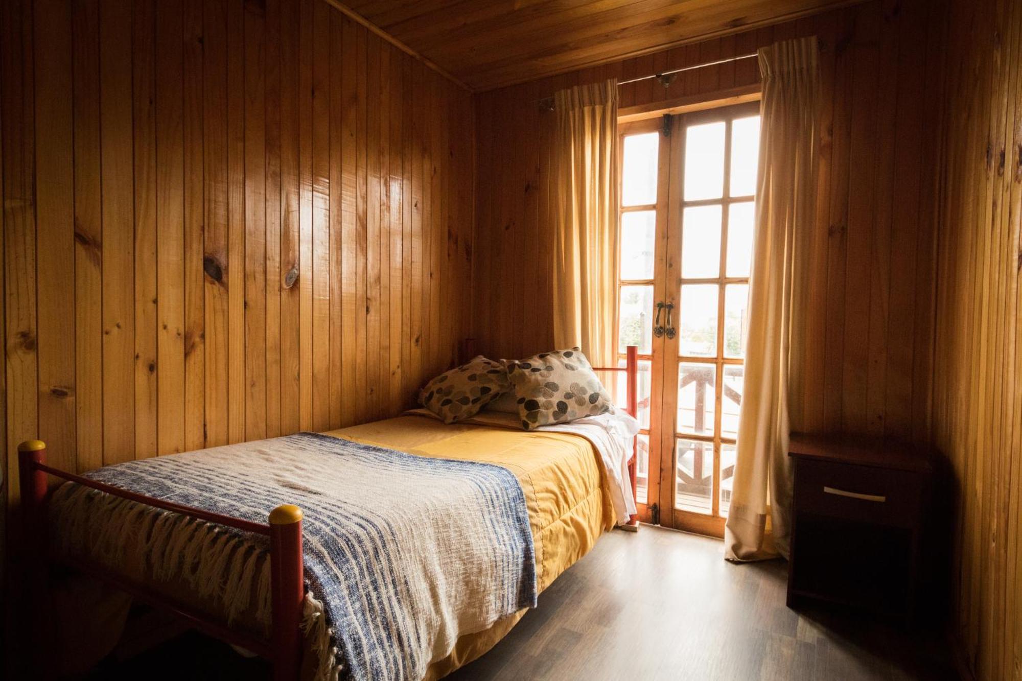 Hostel El Alcazar Villarrica Pokoj fotografie